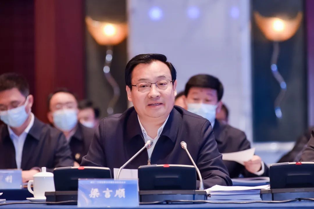 集团董事局主席金位海出席浙江·宁夏经贸合作暨企业家恳谈会