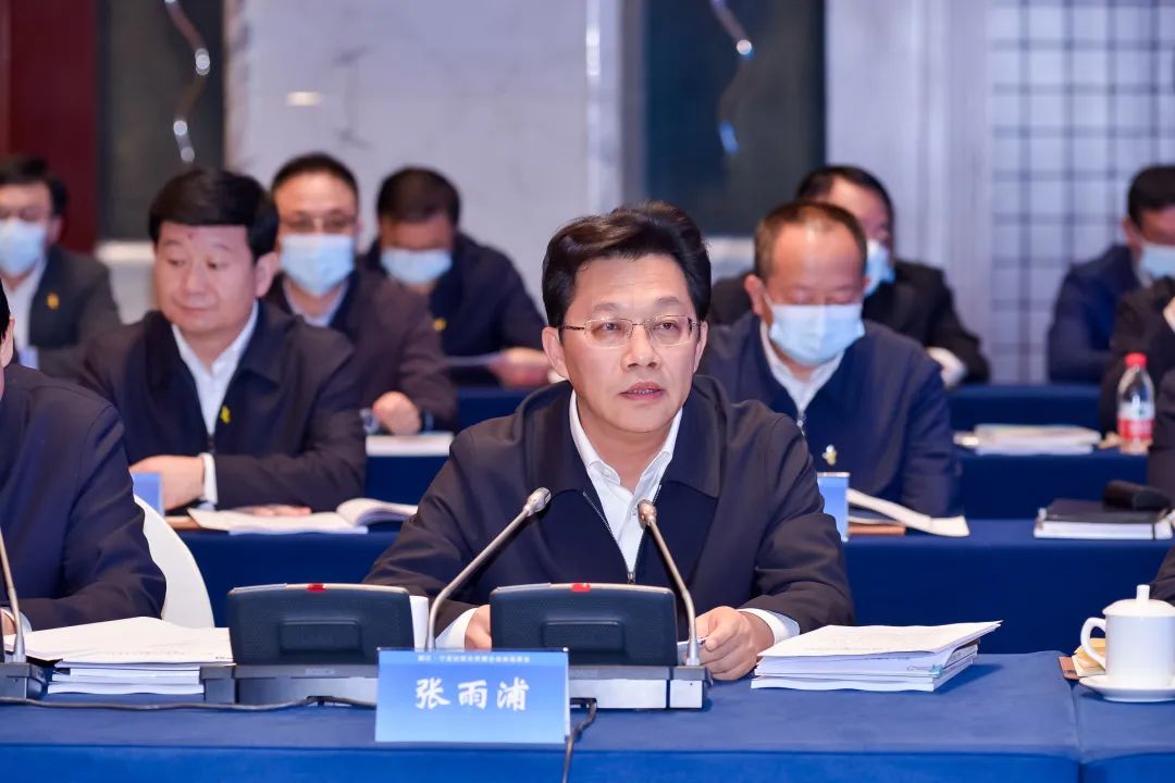 集团董事局主席金位海出席浙江·宁夏经贸合作暨企业家恳谈会
