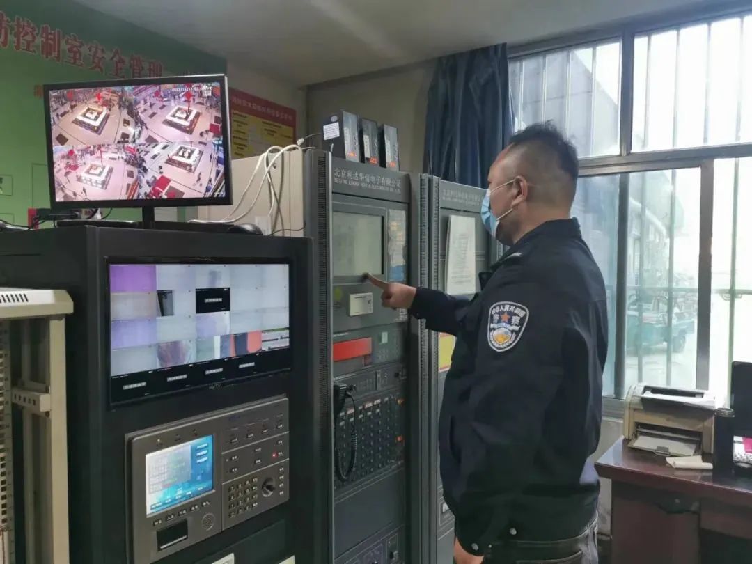 集团济南金田市场联合章丘区消防救援大队开展消防安全实战演练